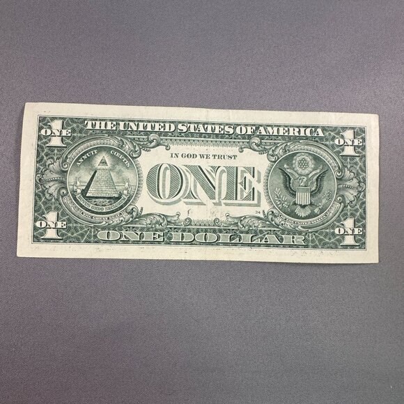 $1 Federal Reserve Note 2017 Series With Fancy Serial Number A92218922A Bookends - Picture 3 of 3